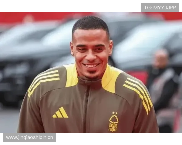 法尔克透露拜仁关注诺丁汉森林中卫穆里略但转会费用昂贵